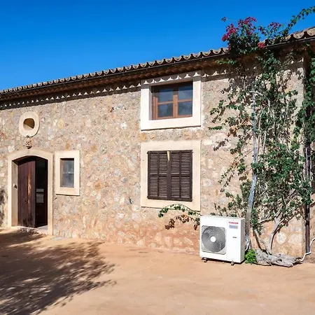 Preciosa Casa Familiar Cerca Esporlas Na Servera